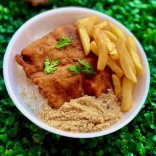 Marmitex de filé de frango à Milanesa